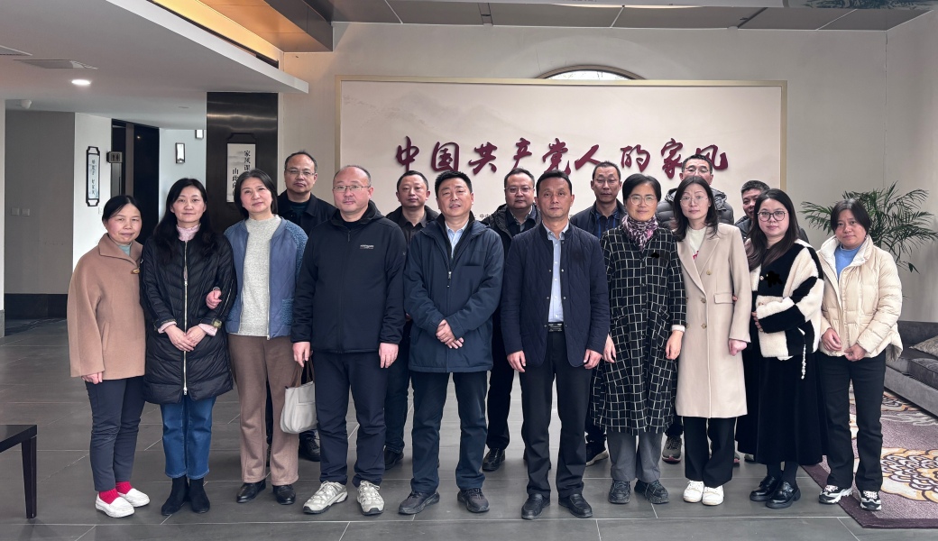 家风 参观_副本.jpg 家风 参观_副本.jpg